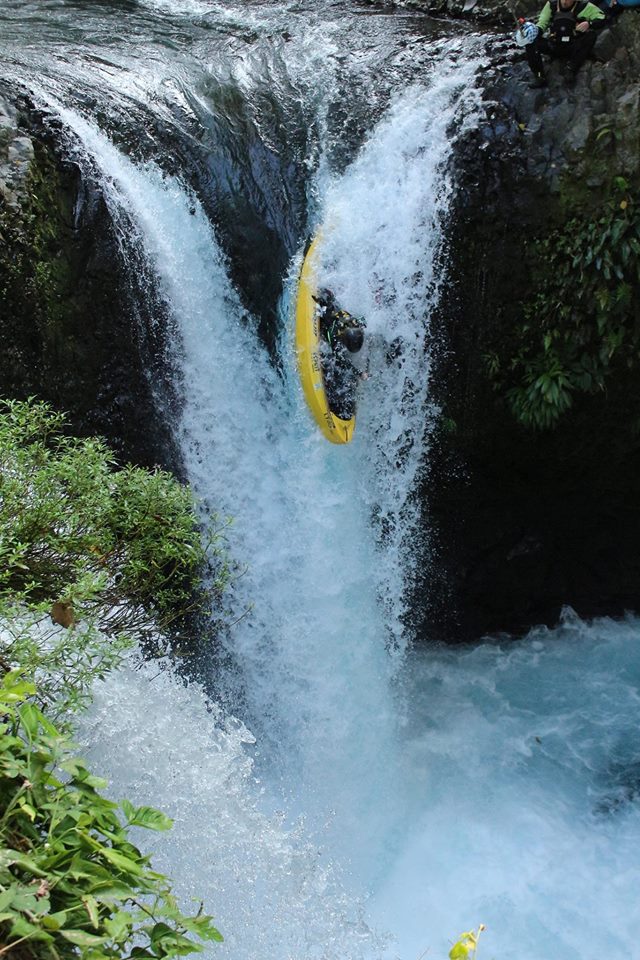 james_wier_mexico_open_canou_waterfall
