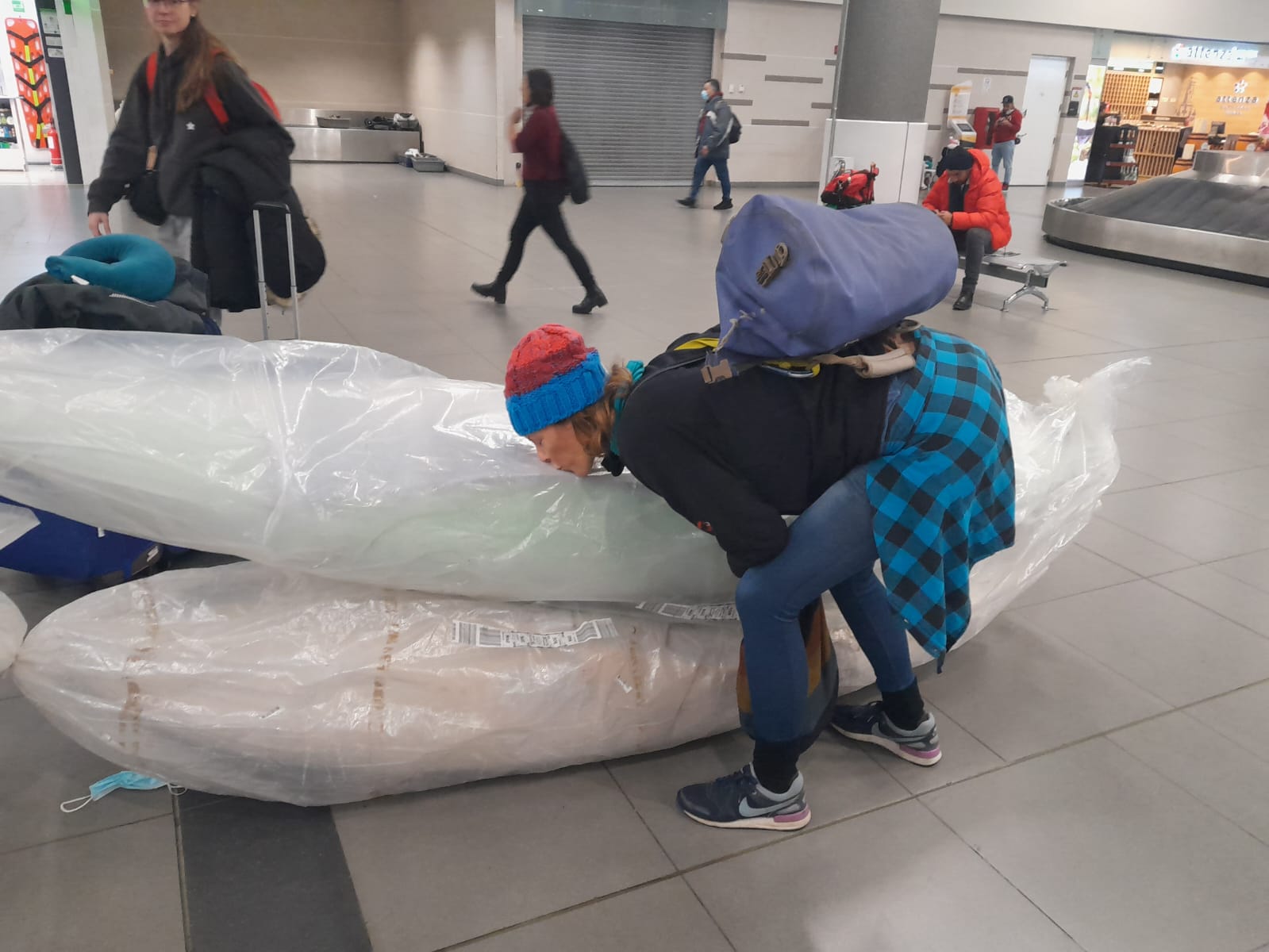 Kajaks Bogota airport 