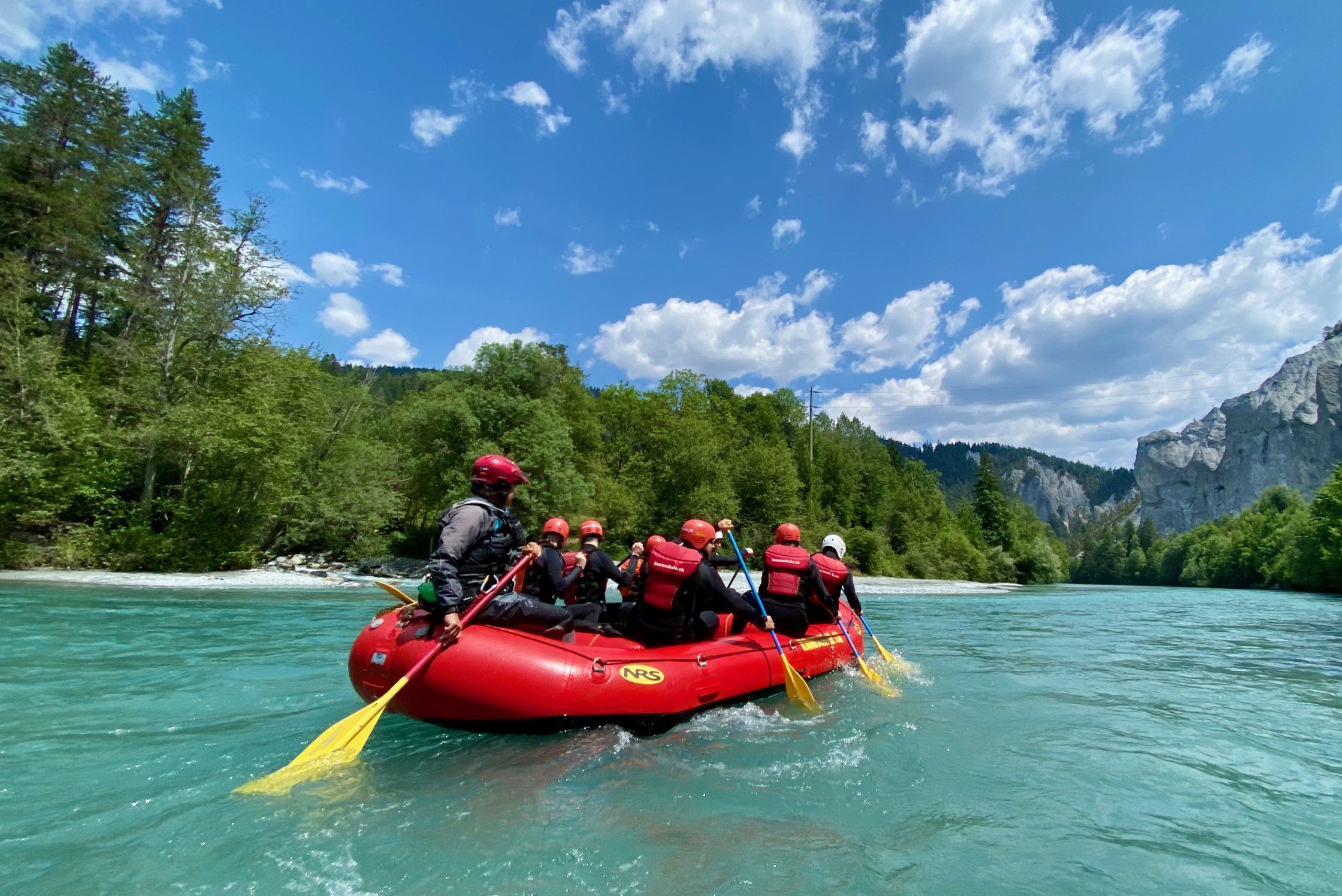 Rafting Fahrt durch die Rheinschlucht in der Schweiz